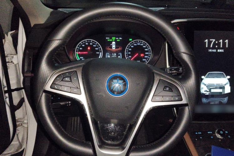 Used BYD Qin New Energy 2017 1.5T Luxury Model Steering Wheel