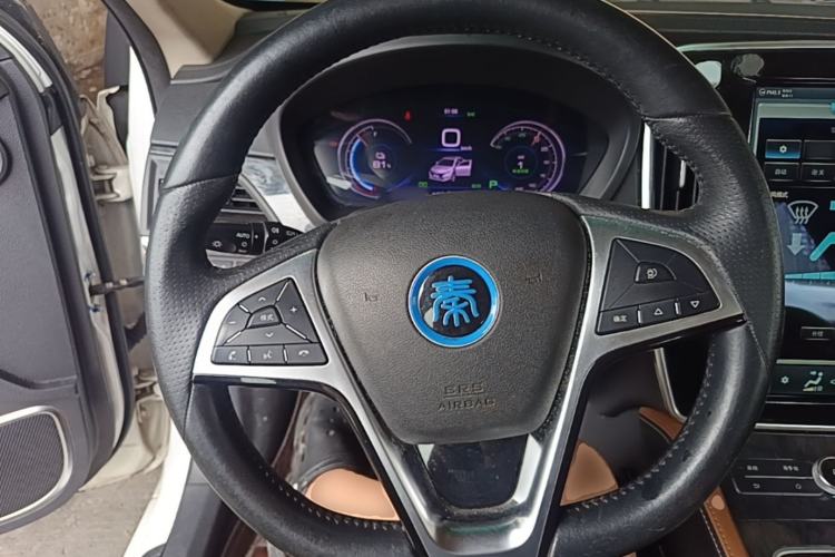 Used BYD Qin New Energy 2017 Qin EV300 Luxury Edition Steering Wheel