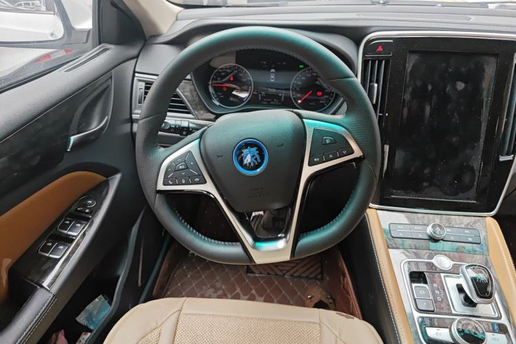 Used BYD Qin New Energy 2017 1.5T Luxury Model Steering Wheel