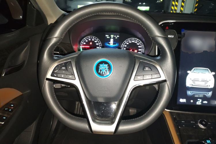 Used BYD Qin New Energy 2017 1.5T Luxury Model Steering Wheel