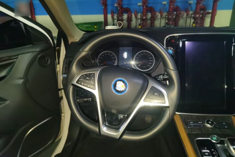 Used BYD Qin New Energy 2017 1.5T Luxury Model Steering Wheel