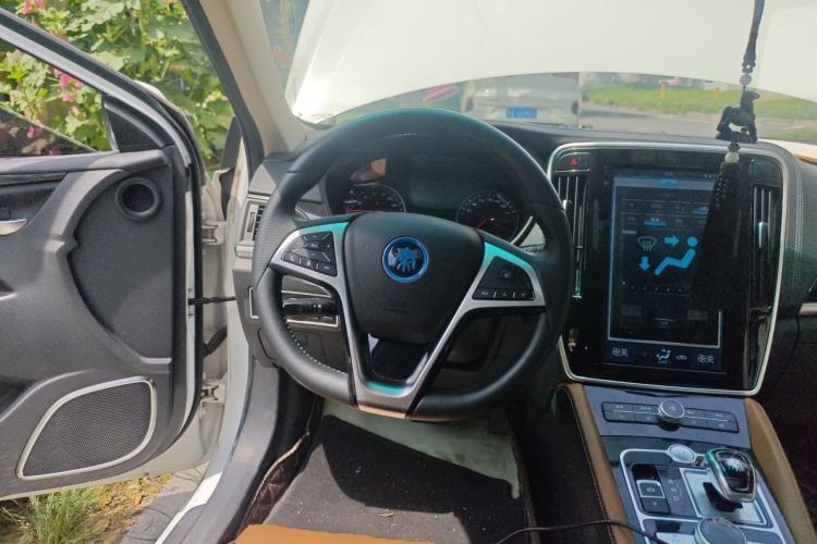Used BYD Qin New Energy 2017 1.5T Luxury Model Steering Wheel