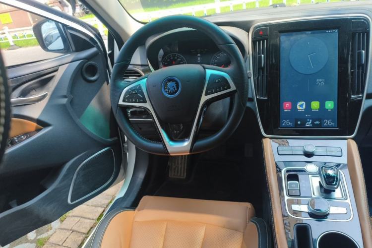 Used BYD Qin New Energy 2017 1.5T Luxury Model Steering Wheel