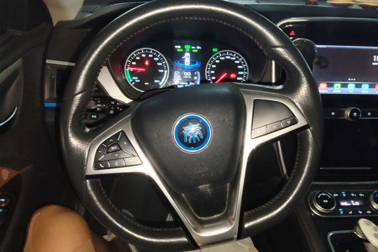 Used BYD Qin New Energy 2017 Qin 1.5T 100 Steering Wheel
