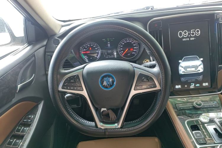 Used BYD Qin New Energy 2017 1.5T Luxury Model Steering Wheel