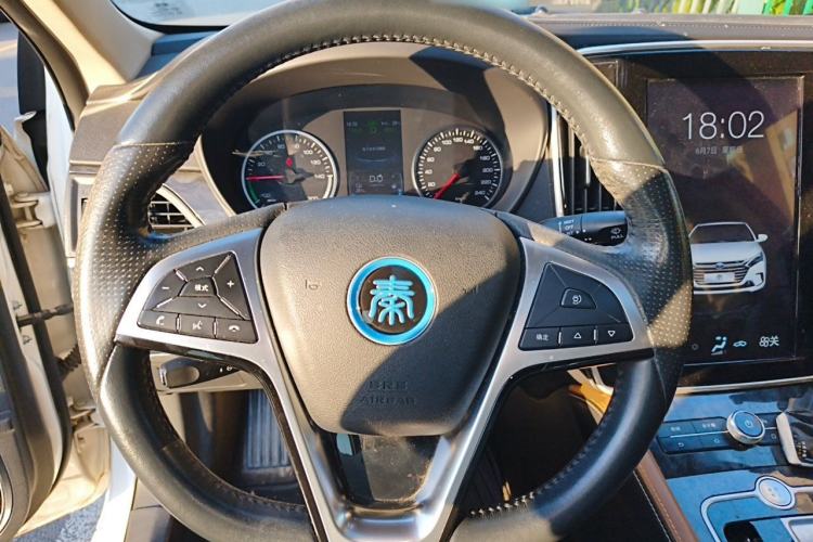 Used BYD Qin New Energy 2017 1.5T Luxury Model Steering Wheel