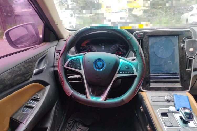 Used BYD Qin New Energy 2017 1.5T Luxury Model Steering Wheel