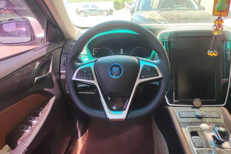 Used BYD Qin New Energy 2017 1.5T Luxury Model Steering Wheel