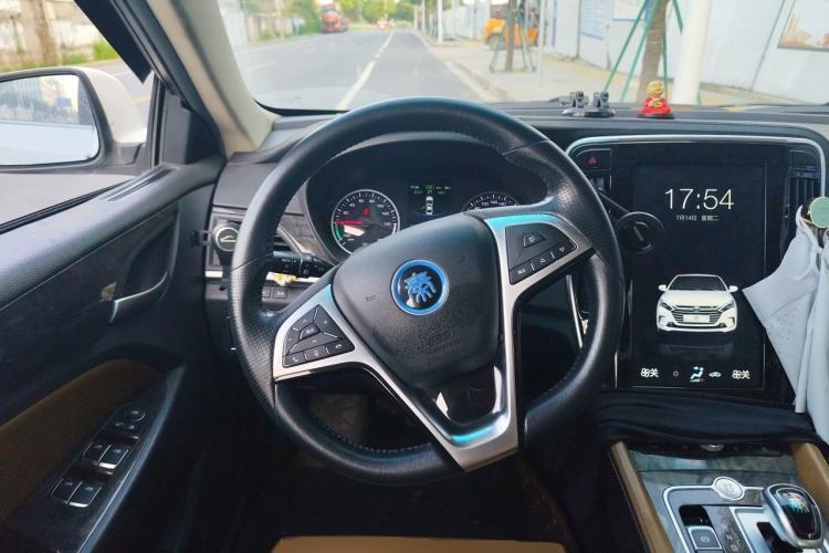 Used BYD Qin New Energy 2017 1.5T Luxury Model Steering Wheel