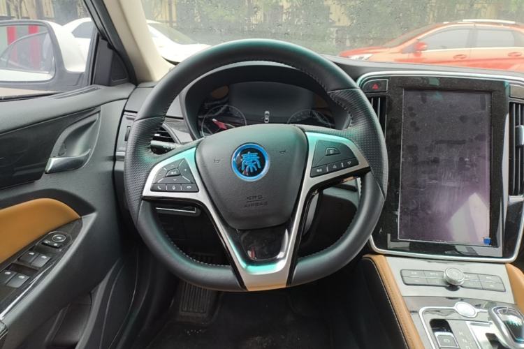 Used BYD Qin New Energy 2017 1.5T Luxury Model Steering Wheel