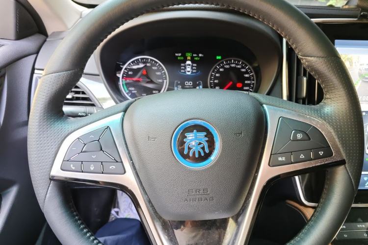 Used BYD Qin New Energy 2017 1.5T Luxury Model Steering Wheel