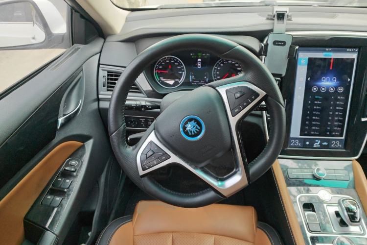 Used BYD Qin New Energy 2017 1.5T Luxury Model Steering Wheel