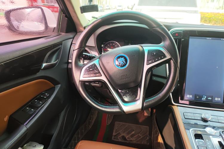 Used BYD Qin New Energy 2017 1.5T Luxury Model Steering Wheel
