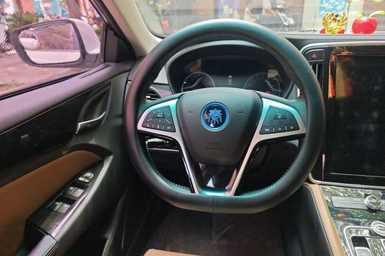 Used BYD Qin New Energy 2017 1.5T Luxury Model Steering Wheel