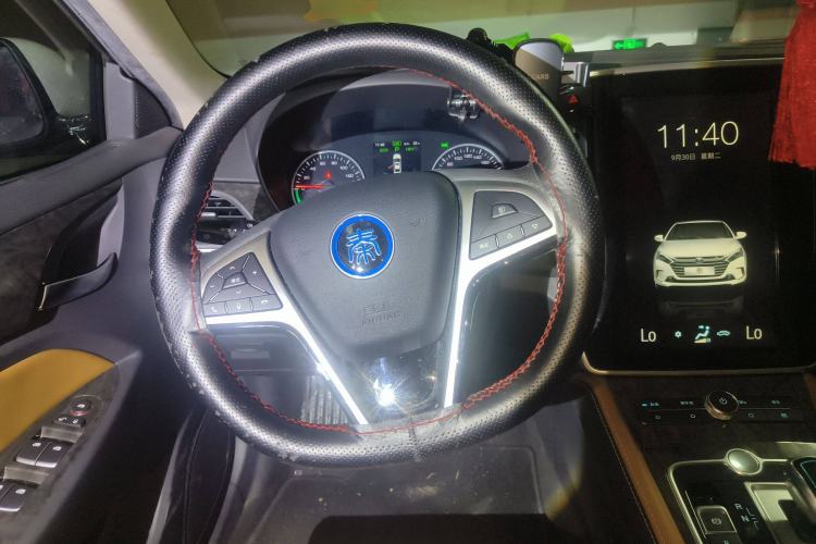 Used BYD Qin New Energy 2017 1.5T Luxury Model Steering Wheel