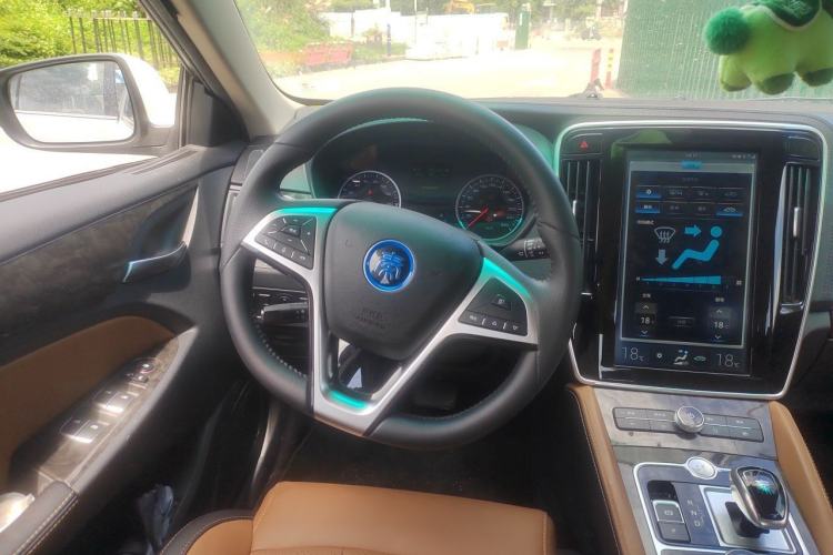 Used BYD Qin New Energy 2017 1.5T Luxury Model Steering Wheel