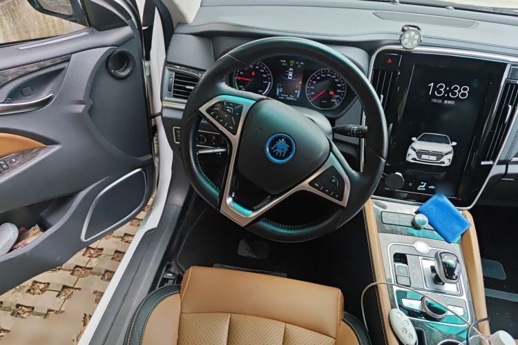 Used BYD Qin New Energy 2017 1.5T Luxury Model Steering Wheel