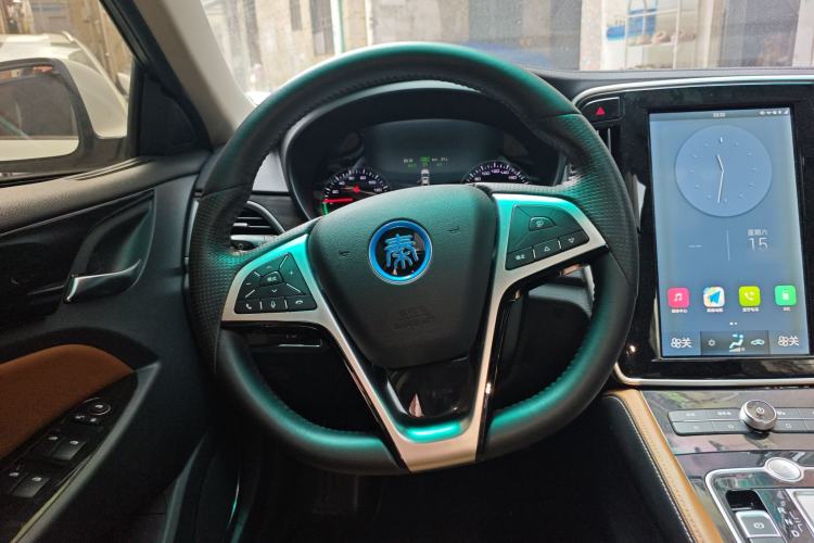 Used BYD Qin New Energy 2017 1.5T Luxury Model Steering Wheel