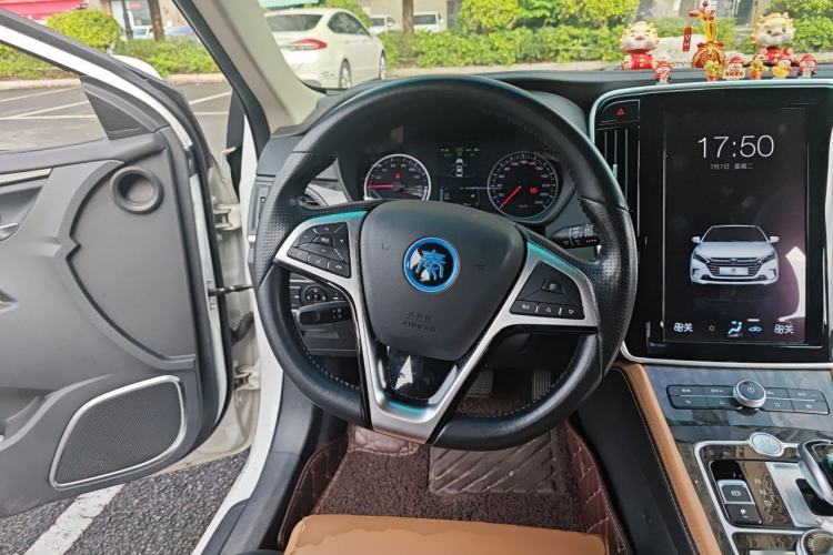 Used BYD Qin New Energy 2017 1.5T Luxury Model Steering Wheel