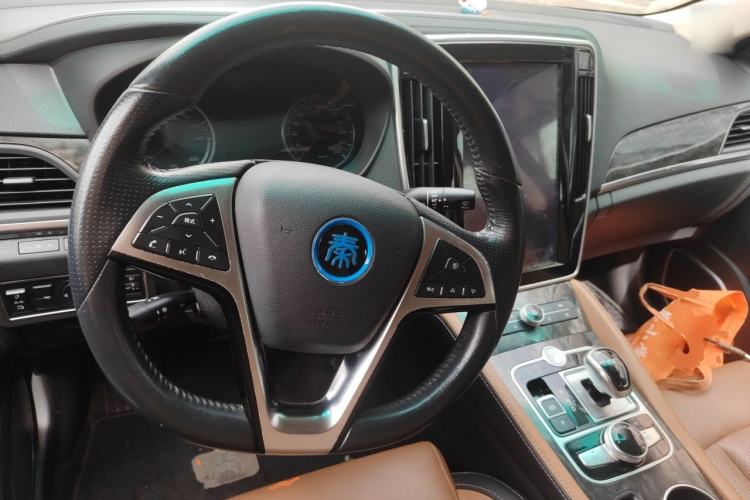 Used BYD Qin New Energy 2017 1.5T Luxury Model Steering Wheel