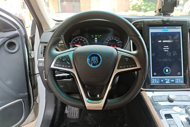 Used BYD Qin New Energy 2017 1.5T Luxury Model Steering Wheel