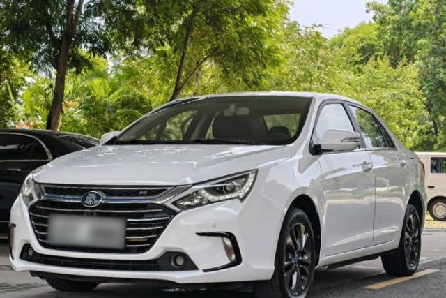 Used BYD Qin New Energy 2017 1.5T Luxury Model