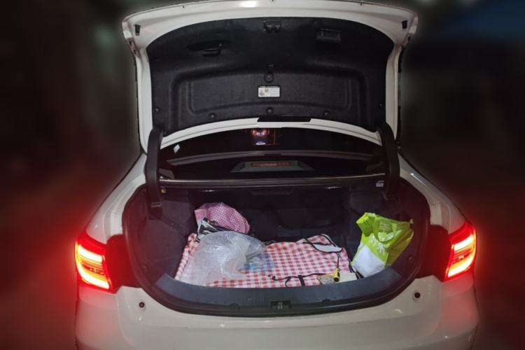 Used BYD Qin New Energy 2017 1.5T Luxury Model Trunk