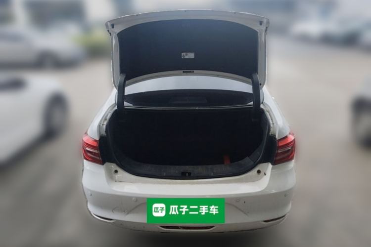 Used BYD Qin New Energy 2017 1.5T Luxury Model Trunk