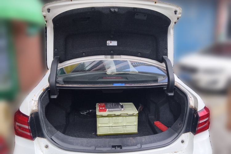 Used BYD Qin New Energy 2017 Qin 1.5T 100 Trunk