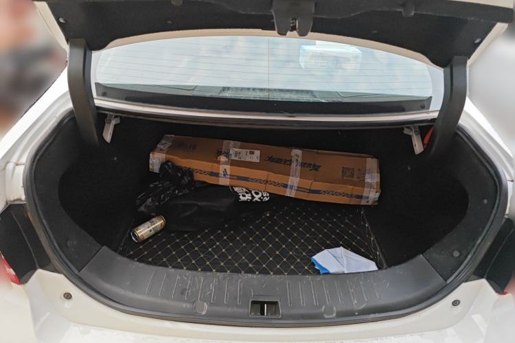 Used BYD Qin New Energy 2017 1.5T Luxury Model Trunk