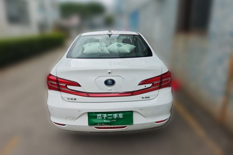 Used BYD Qin New Energy 2017 1.5T Luxury Model Trunk