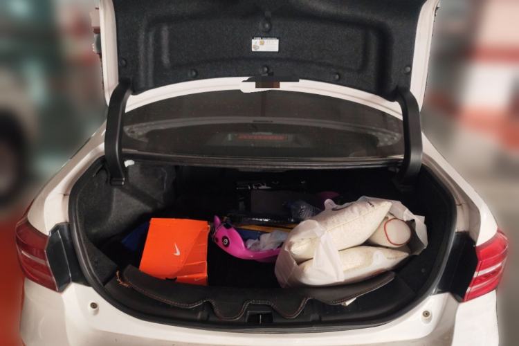 Used BYD Qin New Energy 2017 1.5T Luxury Model Trunk