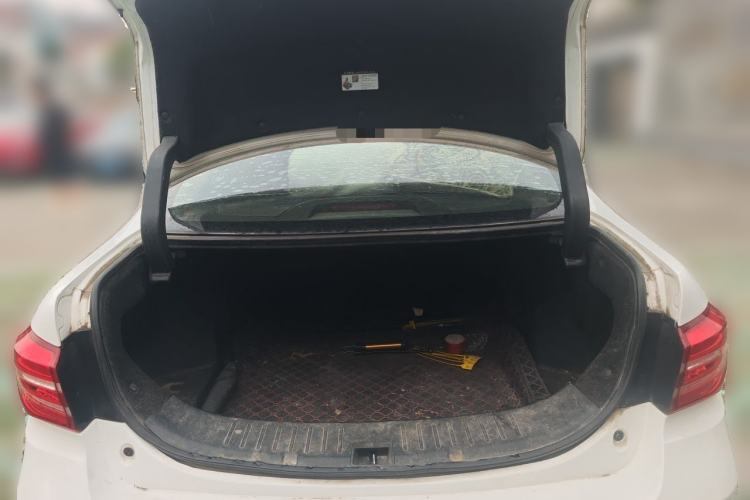Used BYD Qin New Energy 2017 1.5T Luxury Model Trunk