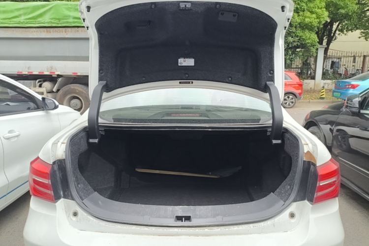 Used BYD Qin New Energy 2017 1.5T Luxury Model Trunk