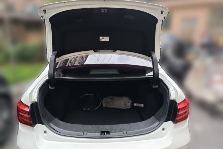 Used BYD Qin New Energy 2017 Qin 1.5T 100 Trunk
