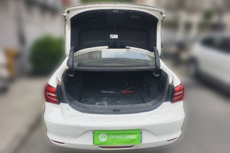 Used BYD Qin New Energy 2017 1.5T Luxury Model Trunk