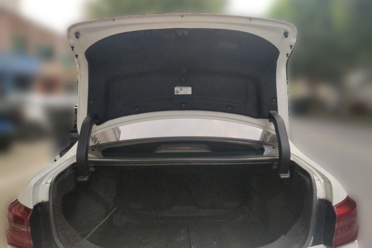 Used BYD Qin New Energy 2017 Qin 1.5T 100 Trunk