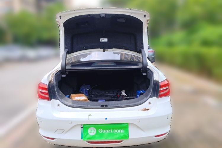 Used BYD Qin New Energy 2017 1.5T Luxury Model Trunk