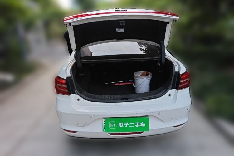 Used BYD Qin New Energy 2017 1.5T Luxury Model Trunk