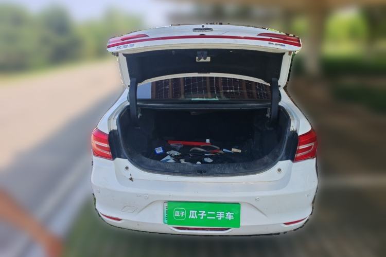 Used BYD Qin New Energy 2017 1.5T Luxury Model Trunk