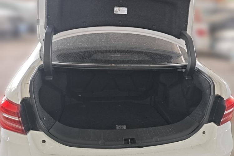 Used BYD Qin New Energy 2017 1.5T Luxury Model Trunk