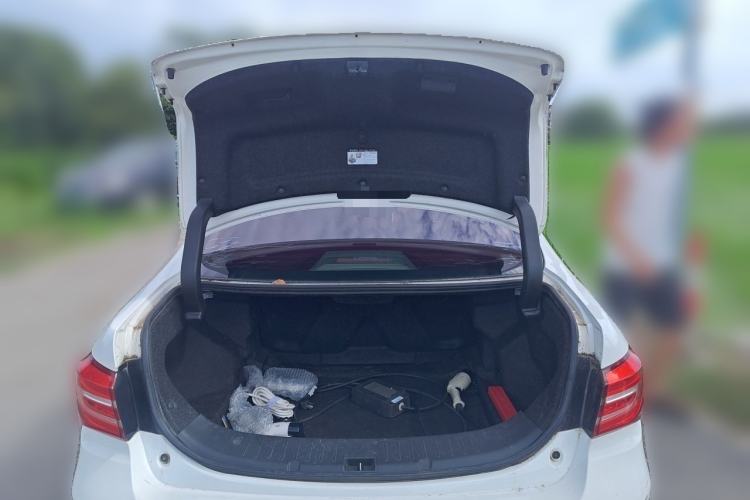 Used BYD Qin New Energy 2017 1.5T Luxury Model Trunk