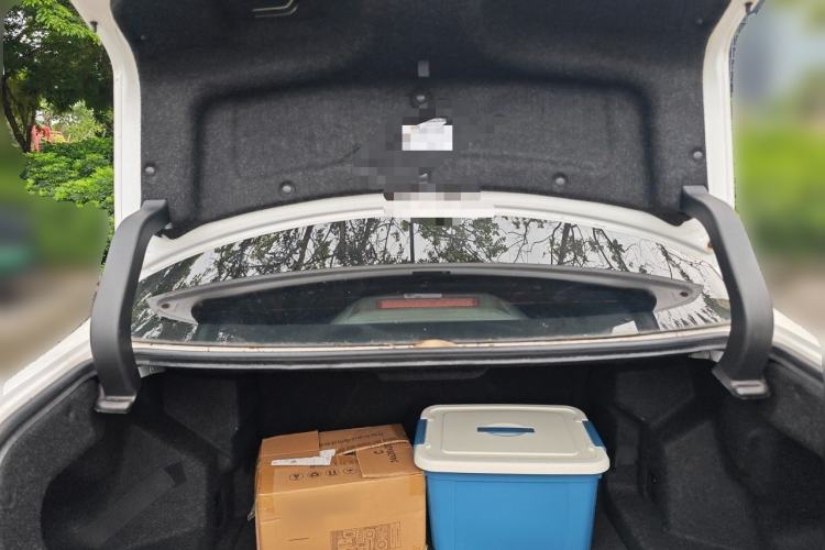 Used BYD Qin New Energy 2017 1.5T Luxury Model Trunk