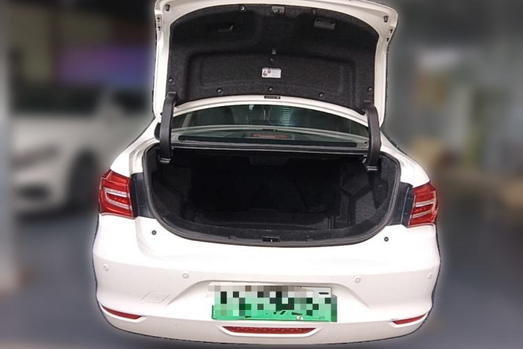 Used BYD Qin New Energy 2017 1.5T Luxury Model Trunk