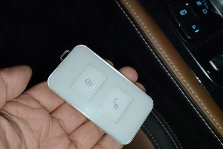 Used BYD Qin New Energy 2017 Qin EV300 Luxury Edition Vehicle Key
