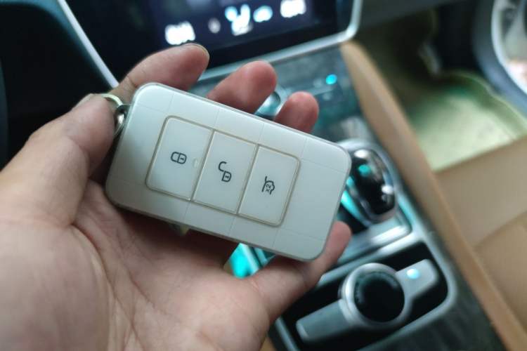 Used BYD Qin New Energy 2017 1.5T Luxury Model Vehicle Key