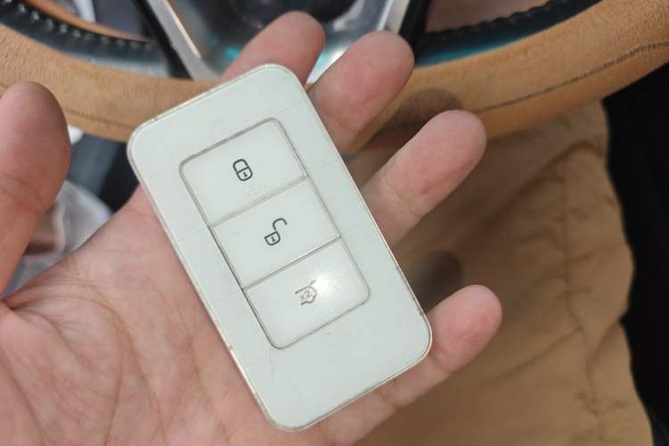 Used BYD Qin New Energy 2017 1.5T Luxury Model Vehicle Key