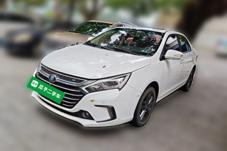 Used BYD Qin New Energy 2017 1.5T Luxury Model Guazi used car, China used car export, Used car for sale, Used cars, Cheapest cars for sale