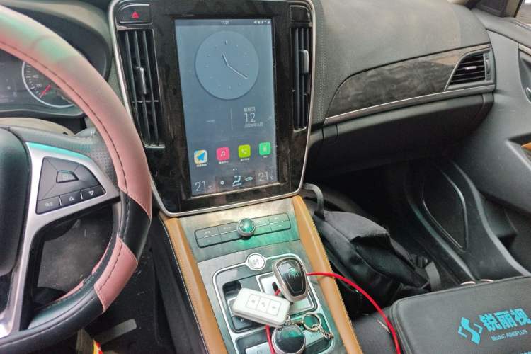 Used BYD Qin New Energy 2018 1.5T Smart Connect Premium Model Audio And AC Panel