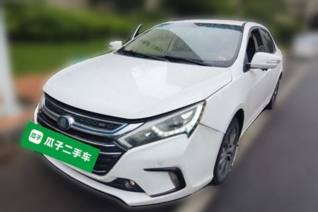 BYD Qin New Energy 2018 1.5T Smart Connect Elite Model d’occasion